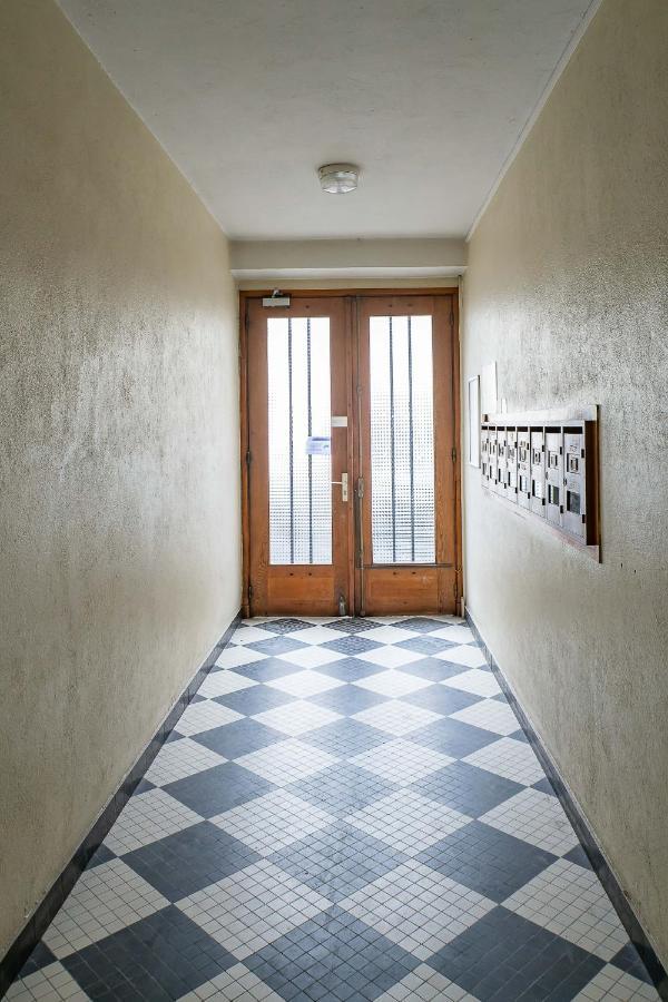 Le Dejoux - Appartement Avec Terrasse En Centre Ville 维琪 外观 照片